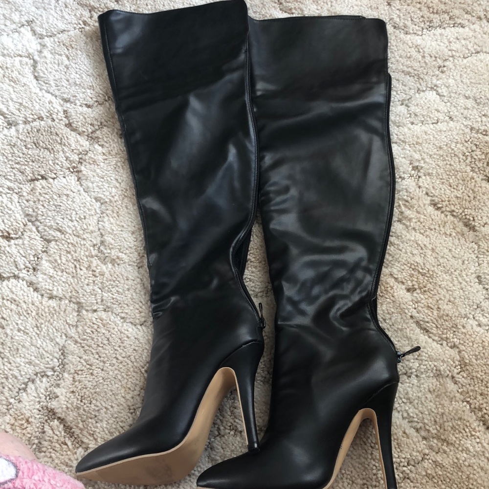 Black boots